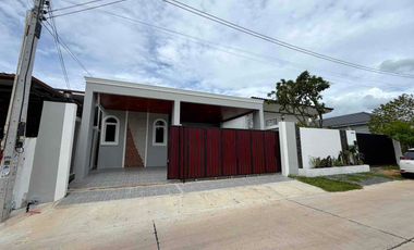 Haus zum Kauf mit 3 Zimmer in Bang Lamung, Chonburi