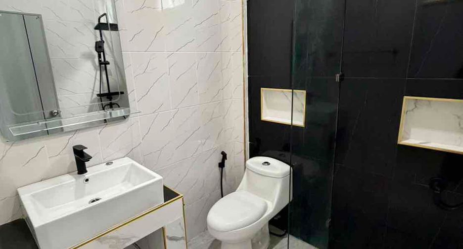 Haus zum Kauf mit 3 Zimmer in Bang Lamung, Chonburi