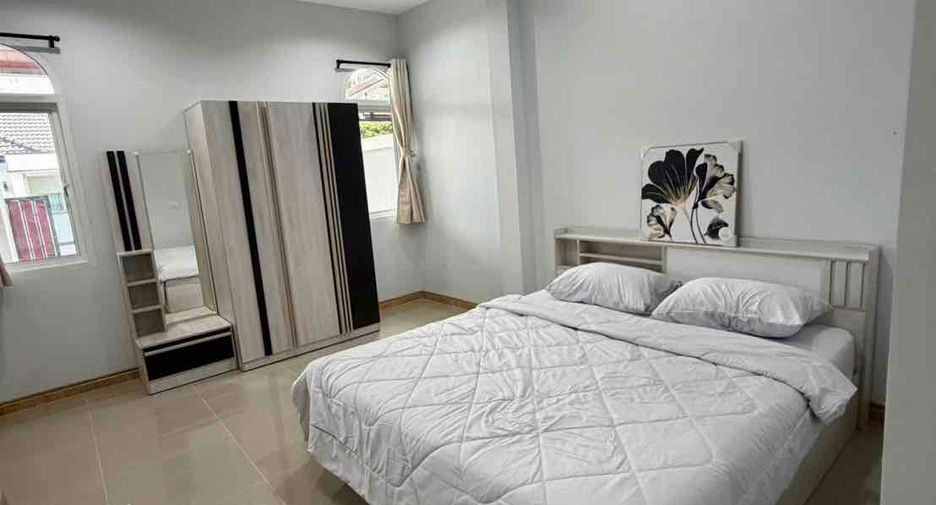Haus zum Kauf mit 3 Zimmer in Bang Lamung, Chonburi