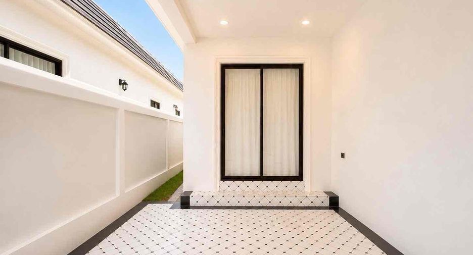 Haus zum Kauf mit 3 Zimmer in Bang Lamung, Chonburi