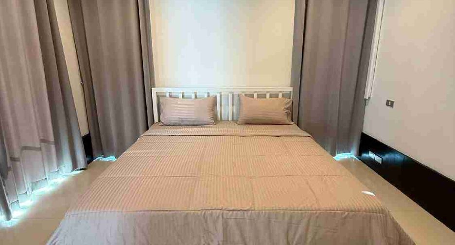 Villa en alquiler de 6 habitaciones en Bang Lamung, Chonburi
