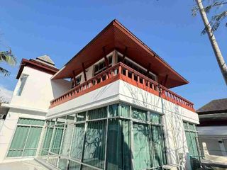 Villa en alquiler de 6 habitaciones en Bang Lamung, Chonburi