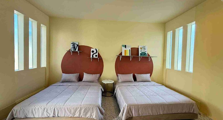 Villa en alquiler de 6 habitaciones en Bang Lamung, Chonburi