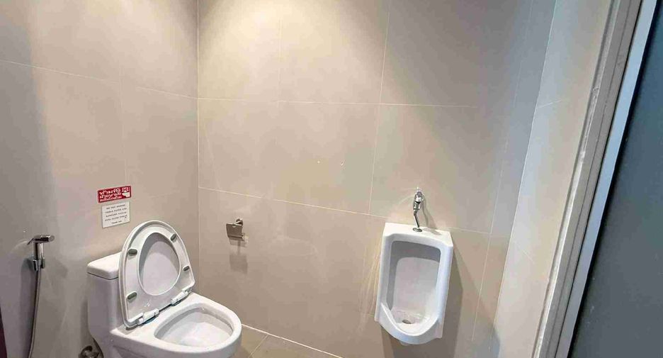 Villa en alquiler de 6 habitaciones en Bang Lamung, Chonburi