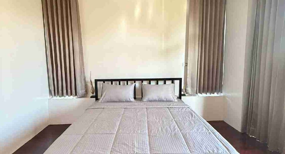 Villa en alquiler de 6 habitaciones en Bang Lamung, Chonburi
