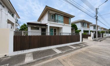 Haus zum Kauf mit 3 Zimmer in Bang Bo, Samut Prakan