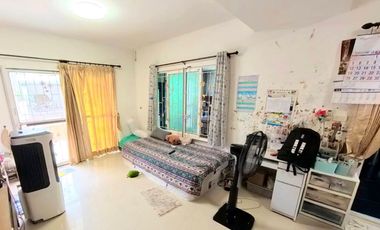 Haus zum Kauf mit 3 Zimmer in Bang Bo, Samut Prakan