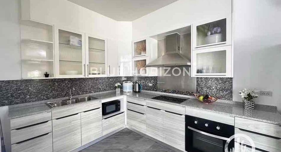 Продажа 4 спальни вилла в Йомтиен, Паттайя