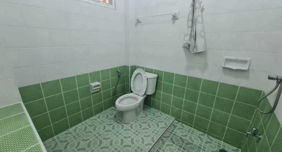 For rent 4 bedrooms house in Mueang Chiang Mai, Chiang Mai