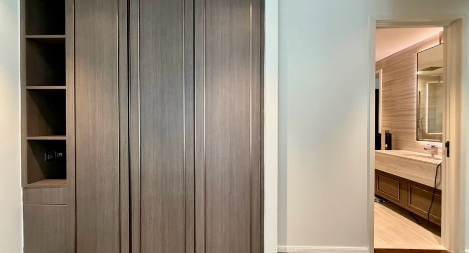 À louer et à vendre 1 chambre condo à Khlong Toei, Bangkok