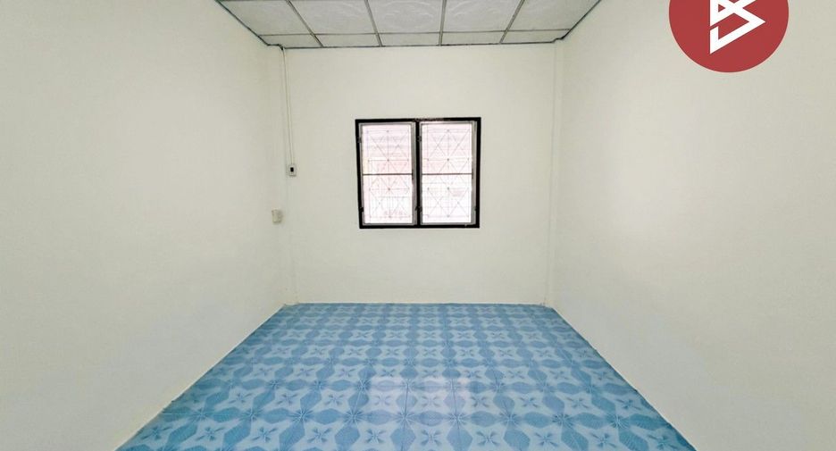 Casa adosada en venta de 2 habitaciones en Mueang Lop Buri, Lopburi