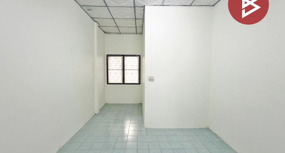 Casa adosada en venta de 2 habitaciones en Mueang Lop Buri, Lopburi