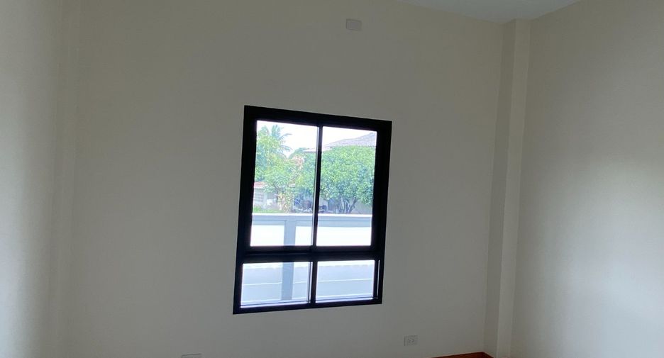 出售 3 卧室 独立屋 在 Phanom Sarakham, Chachoengsao