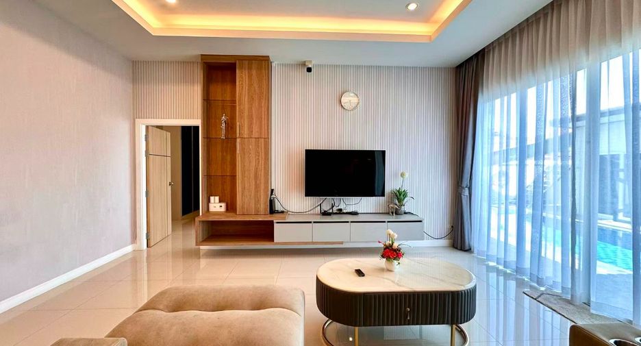 For sale 3 bedrooms house in Huay Yai, Pattaya