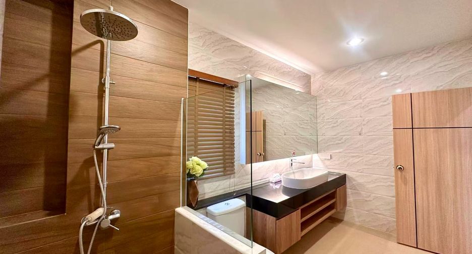 For sale 3 bedrooms house in Huay Yai, Pattaya