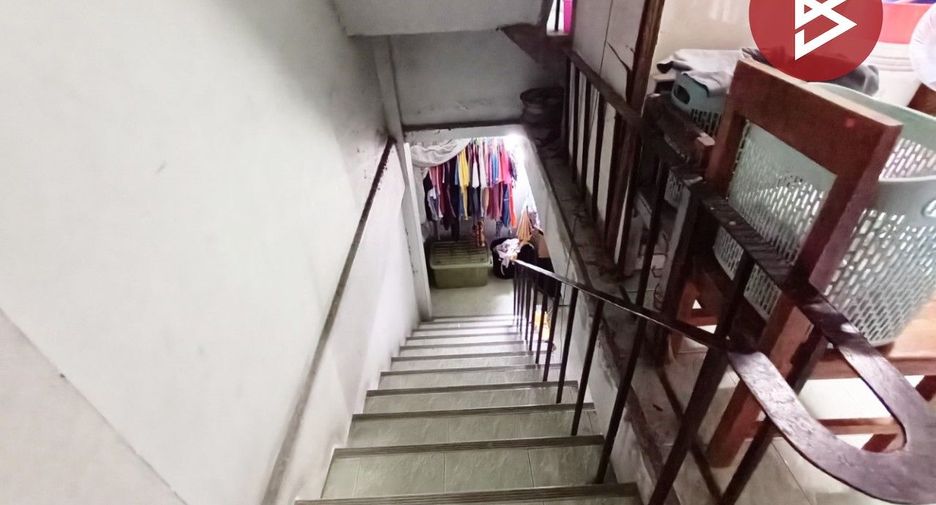 For sale 5 bedrooms retail Space in Thung Khru, Bangkok
