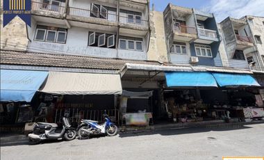 À vendre local commercial à Khan Na Yao, Bangkok