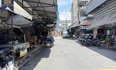 À vendre local commercial à Khan Na Yao, Bangkok