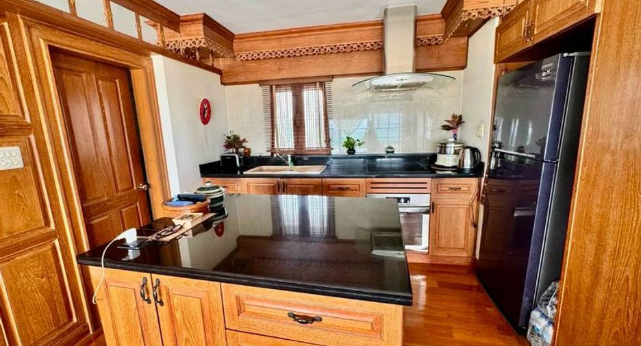 For sale 2 bedrooms condo in Bang Lamung, Chonburi