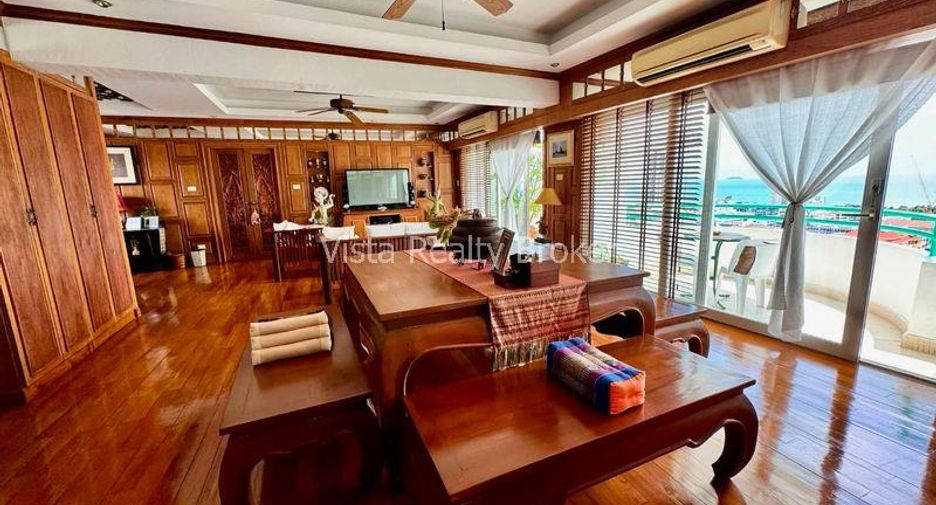For sale 2 ベッドルーム condo in Bang Lamung, Chonburi