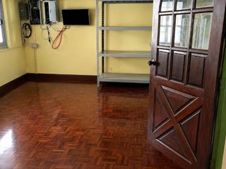 Продажа 5 спальни торговое помещение в Mueang Ratchaburi, Ратбури