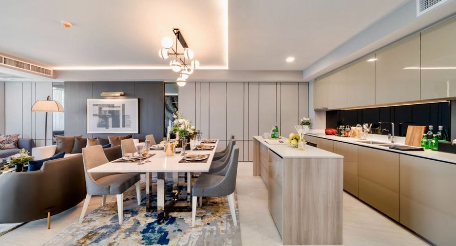 For rent 3 bedrooms condo in Watthana, Bangkok