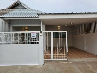 For sale 2 ベッドルーム house in Bang Lamung, Chonburi
