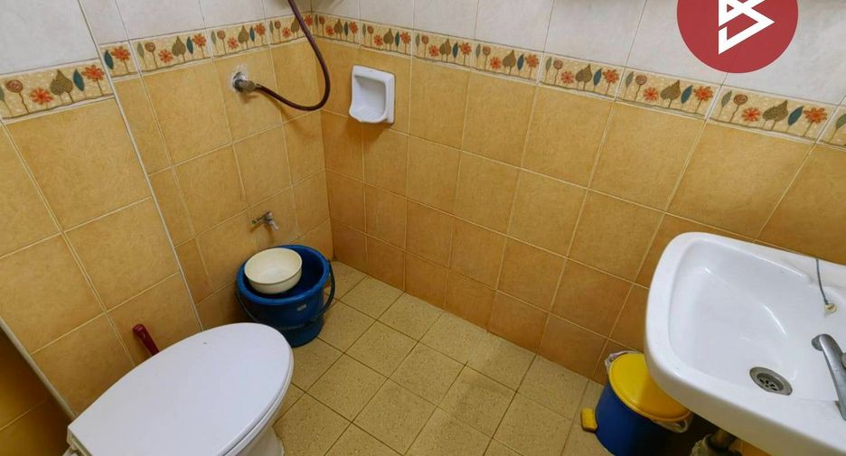 Продажа 4 спальни торговое помещение в Банг Кхун Тхиан, Бангкок