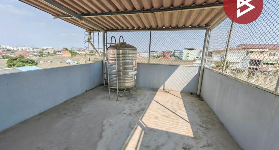Продажа 4 спальни торговое помещение в Банг Кхун Тхиан, Бангкок
