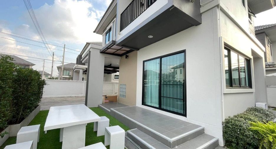 For rent 3 bedrooms house in San Kamphaeng, Chiang Mai