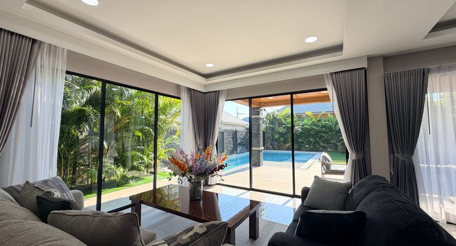 出租 4 卧室 别墅 在 Bang Lamung, Chon Buri