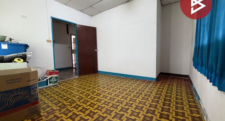 Casa adosada en venta de 2 habitaciones en Mueang Lop Buri, Lopburi