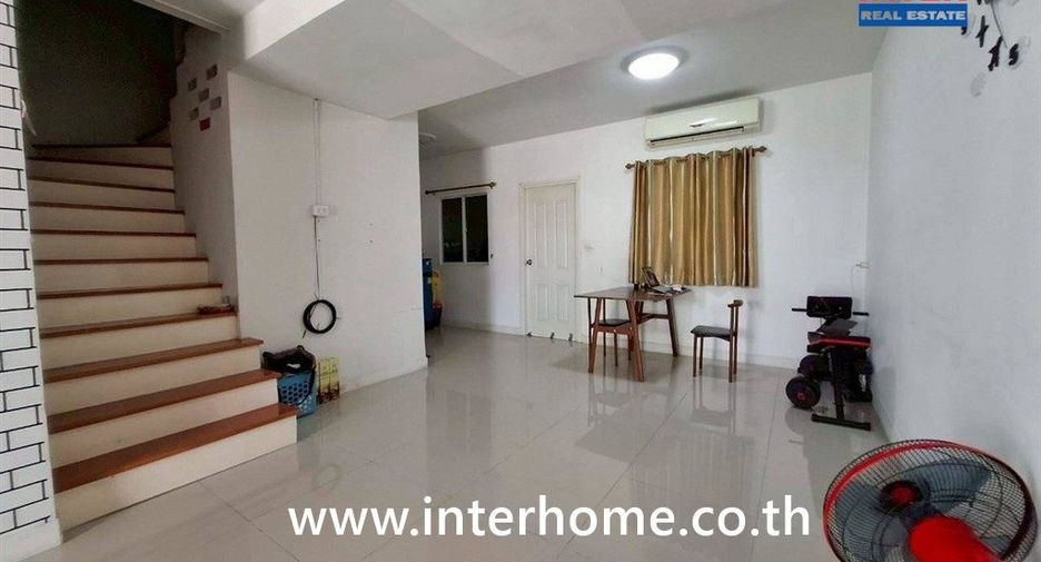 À vendre 3 chambres maison de ville à Bang Bua Thong, Nonthaburi
