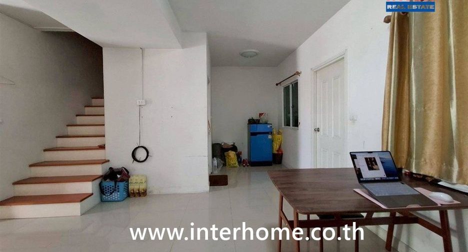 À vendre 3 chambres maison de ville à Bang Bua Thong, Nonthaburi