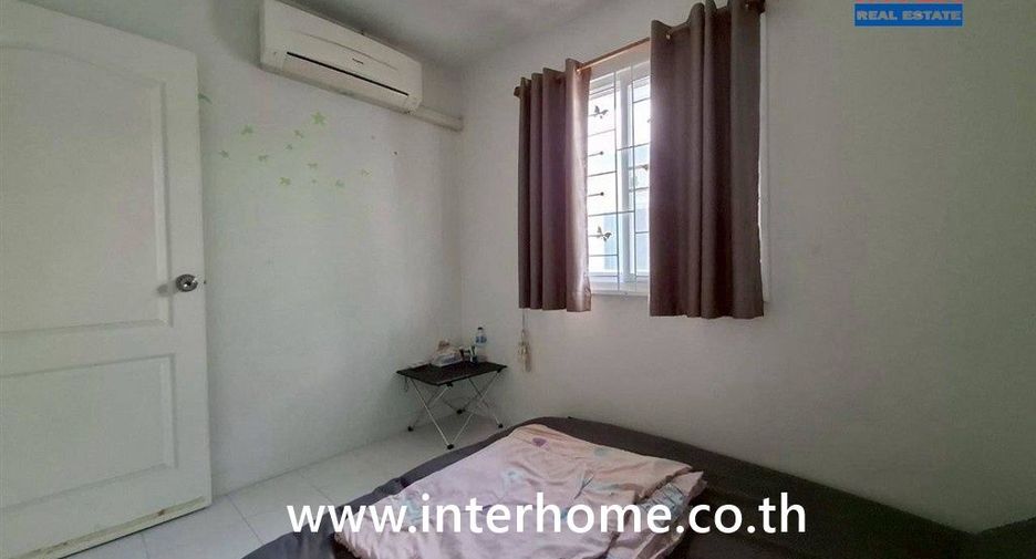 À vendre 3 chambres maison de ville à Bang Bua Thong, Nonthaburi