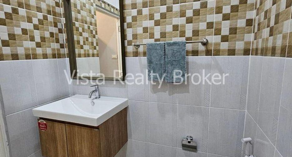 Haus zum Kauf mit 2 Zimmer in Bang Lamung, Chonburi