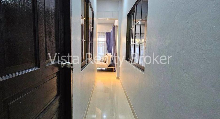 Haus zum Kauf mit 2 Zimmer in Bang Lamung, Chonburi