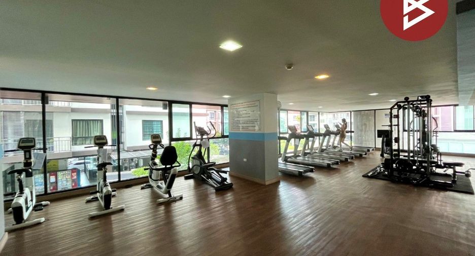 For sale 1 bed condo in Mueang Chon Buri, Chonburi