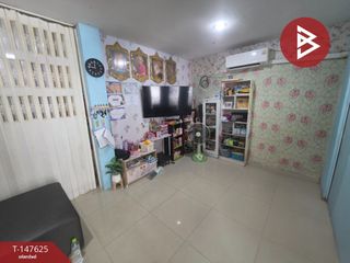 For sale 3 bedrooms townhouse in Phan Thong, Chonburi