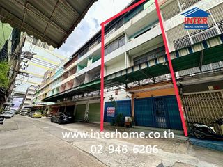Local comercial en venta de 4 habitaciones en Khlong San, Bangkok