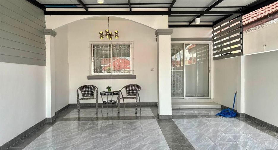 For sale 2 ベッドルーム house in Bang Lamung, Chonburi