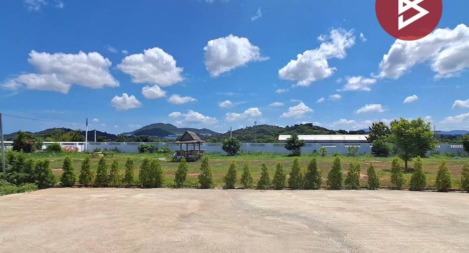 出售 5 卧室 独立屋 在 Si Racha, Chon Buri
