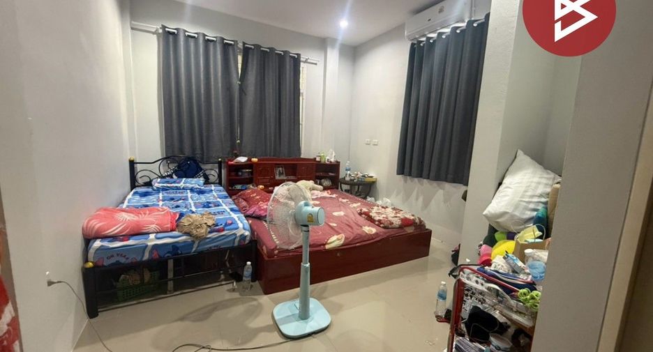 Casa en venta de 3 habitaciones en Pluak Daeng, Rayong