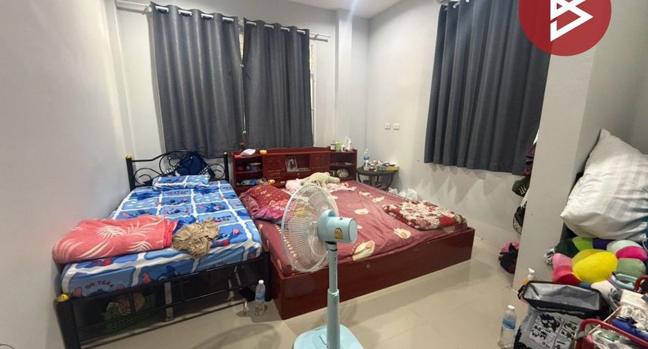 Casa en venta de 3 habitaciones en Pluak Daeng, Rayong