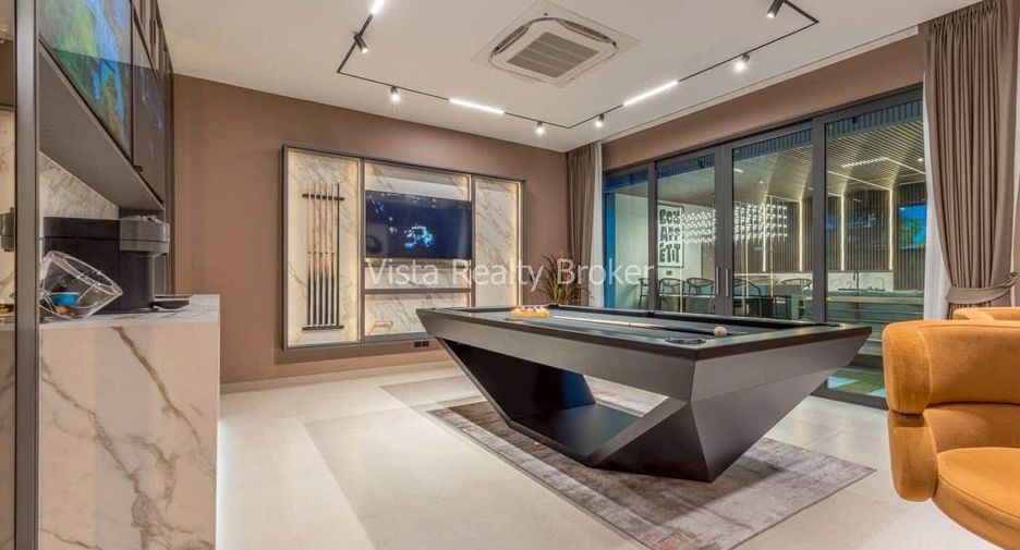 For sale 7 bedrooms villa in Jomtien, Pattaya
