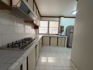 出租 和 出售 4 卧室 独立屋 在 Phaya Thai, 曼谷