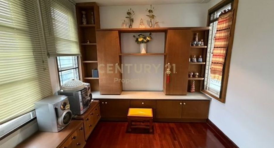 出租 和 出售 4 卧室 独立屋 在 Phaya Thai, 曼谷
