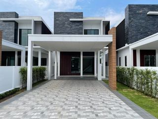 For Rent 4 Bedroom House In Mueang Chiang Mai
