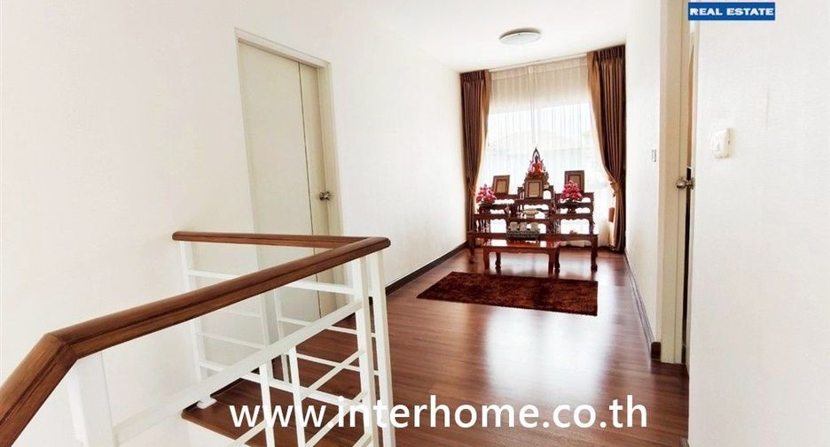 Haus zum Kauf mit 4 Zimmer in Bang Khun Thian, Bangkok