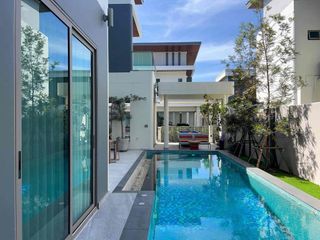 For rent 5 bedrooms villa in Bang Lamung, Chonburi